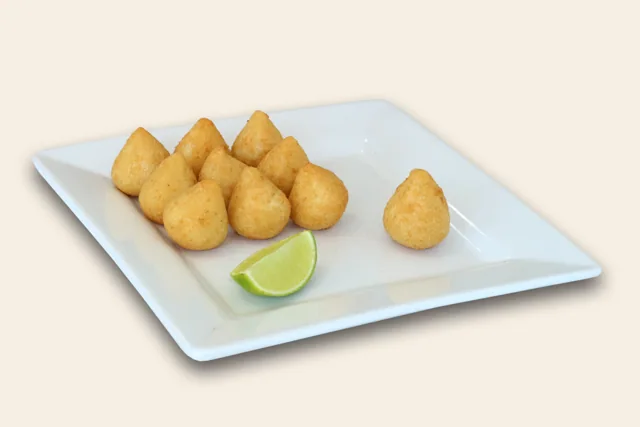 Mini Coxinha de Frango com Requeijão — foto original do acervo Príncipe