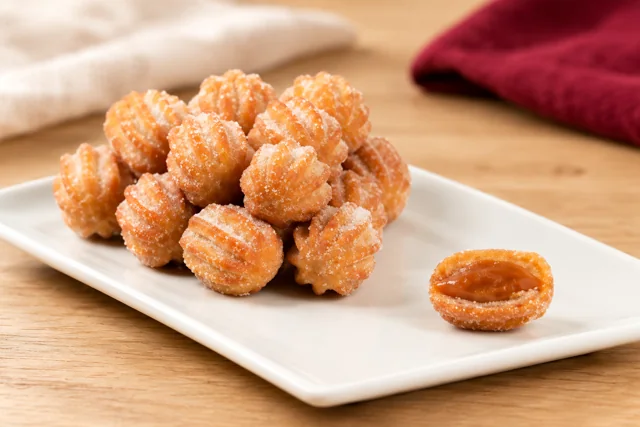 Mini Churros da Príncipe Alimentos em ambientação ilustrativa